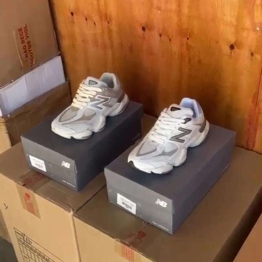 New Balance 9060 cinza