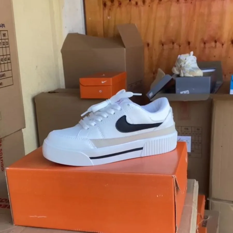 Nike Court Legacy Lift branco